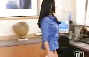 XXX Belaian tubuhnya yang seksi cerita xxx istri selingkuh